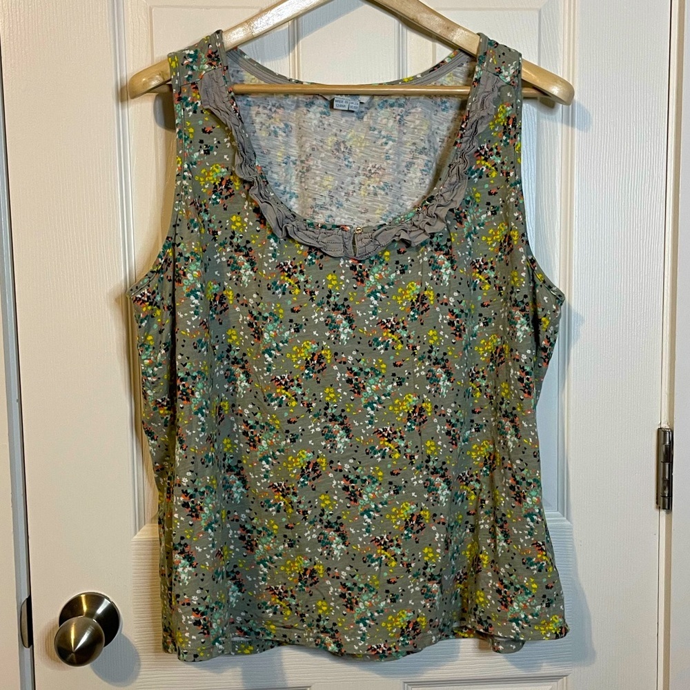 Boden gray ruffled trim scoop neck tank top w/ floral pattern sz 18R - Picture 1 of 8